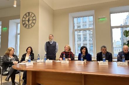 Заседание научно-студенческого кружка кафедры экологического и земельного права МГУ прошло в Исследовательском центре частного права
