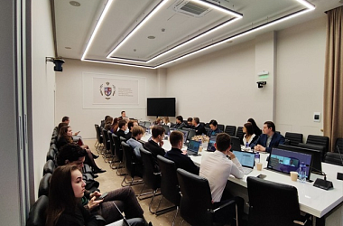 Замещающее волю стороны решение суда и участие самого хозобщества в корпоративном договоре вновь обсуждали в Исследовательском центре 