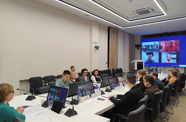 Сможет ли чат-бот банка разъяснить клиенту условия будущей сделки: итоги заседания кафедры финансовых сделок и новых технологий в праве